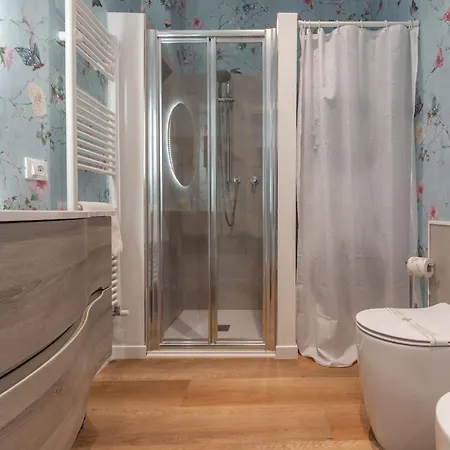 Italian Experience- 아파트 *